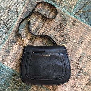 MARC JACOBS Empire crossbody bag pebble leather black EUC